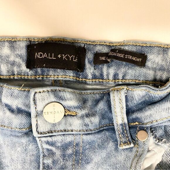 Kendall & Kylie “The Icon” High rise straight jeans. Distressed. Size 7/28 - Picture 5 of 9